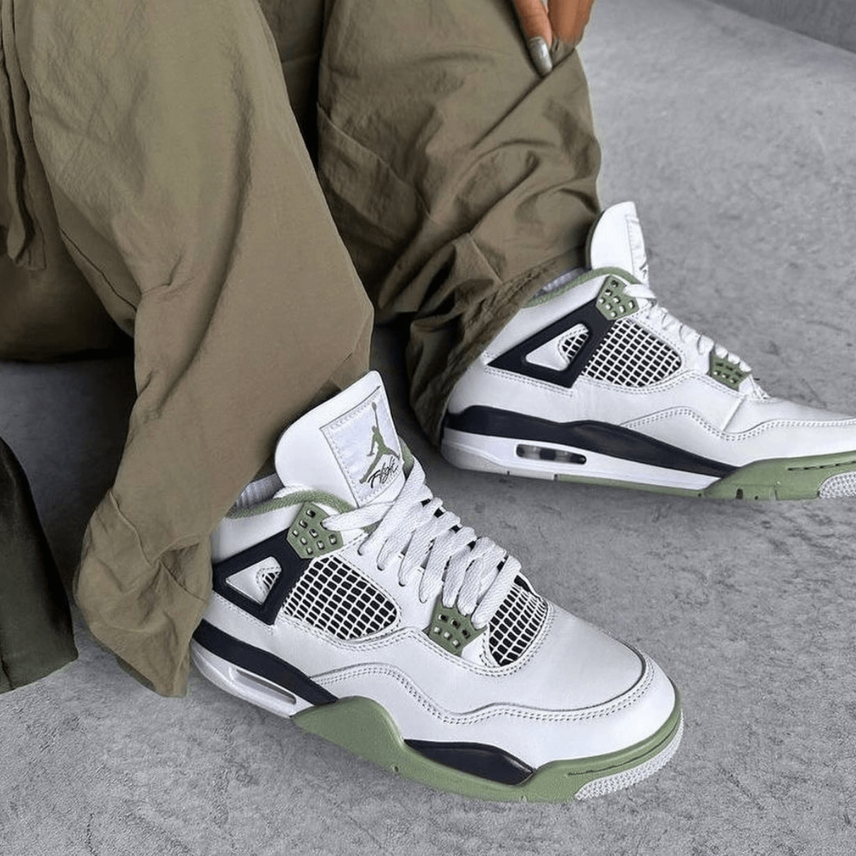 Streetwear Guide: Ako nosiť Air Jordan 4s?