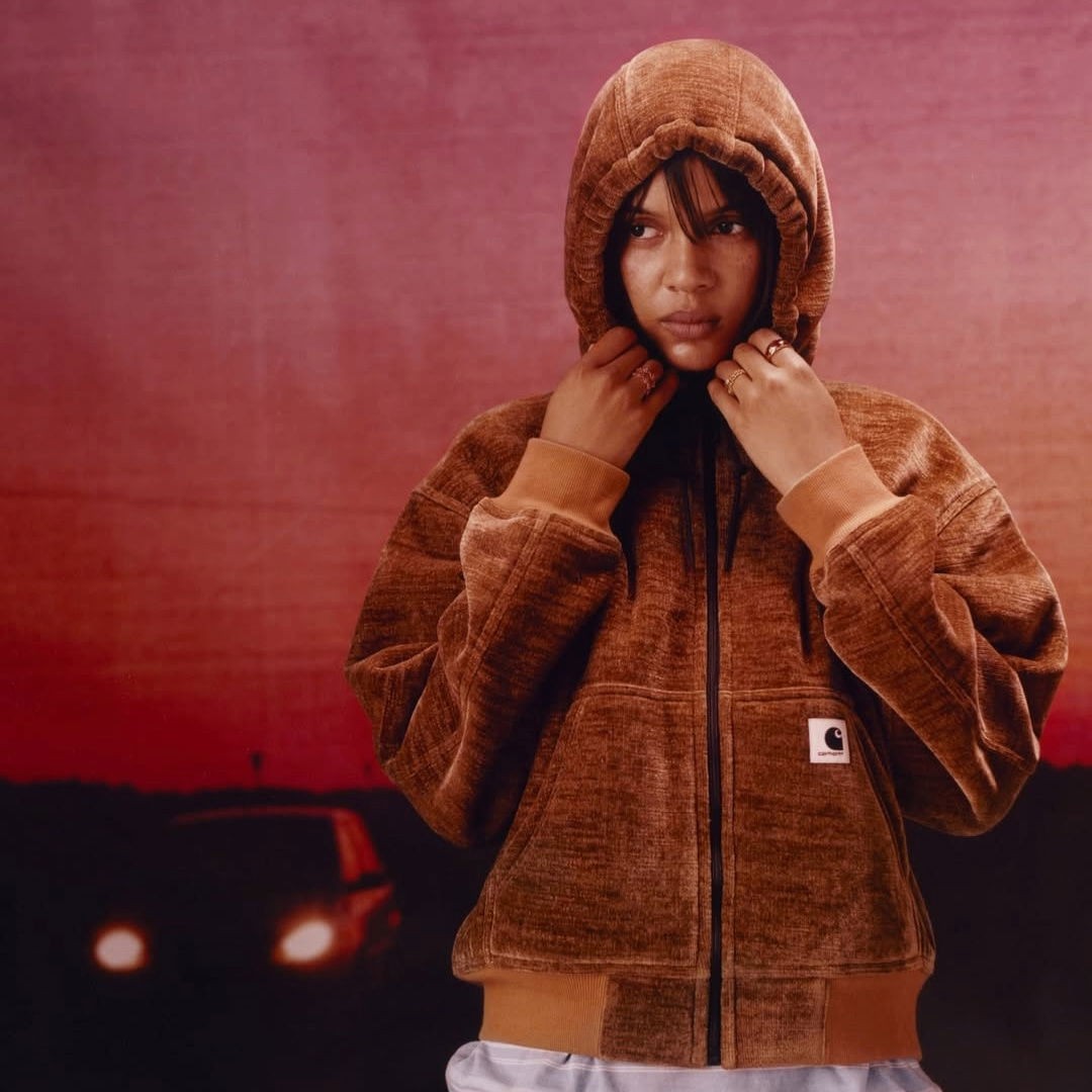 Top 10 streetwear značiek, ktoré dominujú jeseni 2025 (číslo 3 nesmieš premeškať)
