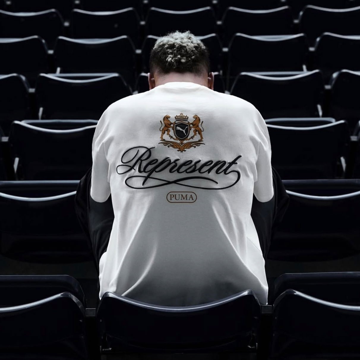 STOP VŠETKO - PUMA a Represent práve pustili luxusné futbalové outfity, ktoré budeš naozaj nosiť